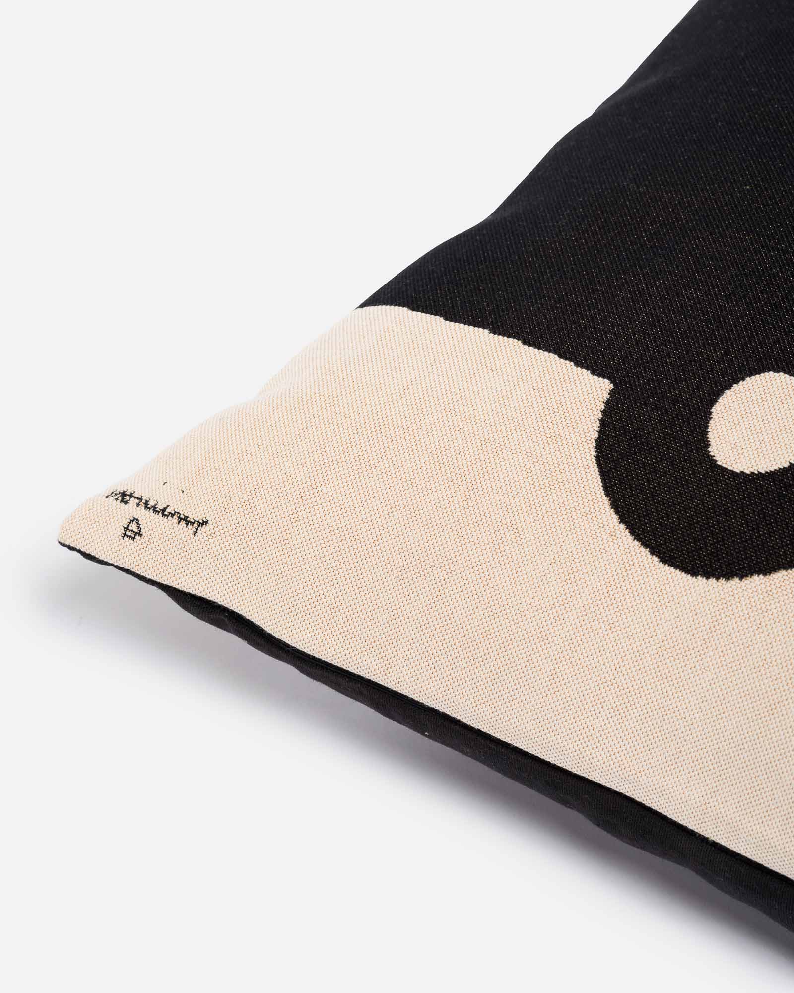 CUSHION PRINT